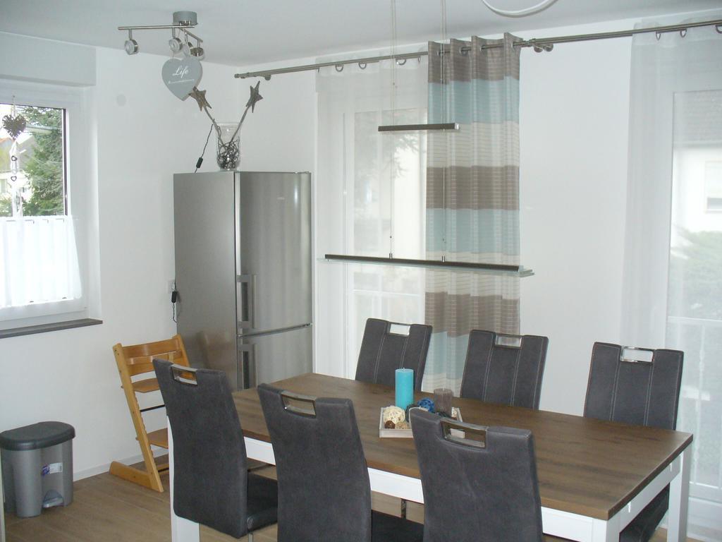 Ferienwohnung Rheinaue Köln Ngoại thất bức ảnh